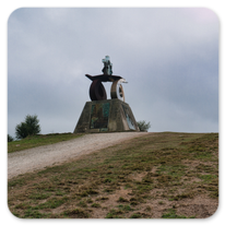 Das alte Denkmal am Monte do Gozo