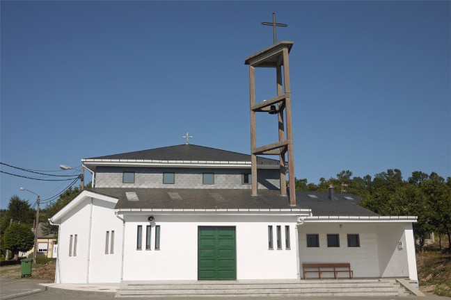 Moderne Kirche in Cadavo